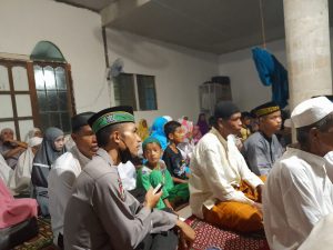 PENGURUS MASJID AL’ HIYA DAPAT BANTUAN DANA DARI BAPAK NANDES S.Pd.