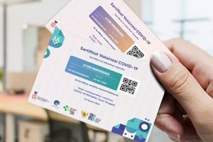 KEBERADAAN KARTU VAKSIN VIRUS COVID19 SALAH SATU CALON KEPALA DESA TEMAJUK DIPERTANYAKAN.