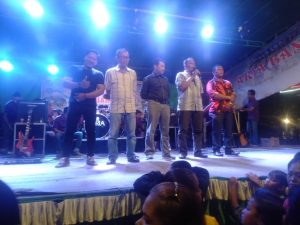 HARI ULANG TAHUN TNI AD KE 77 DIMERIAHKAN HIBURAN ARIA BAND.