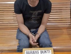 POLRES SAMBAS TANGKAP SEORANG YANG DIDUGA PENGEDAR NARKOTIKA DI KECAMATAN SELAKAU